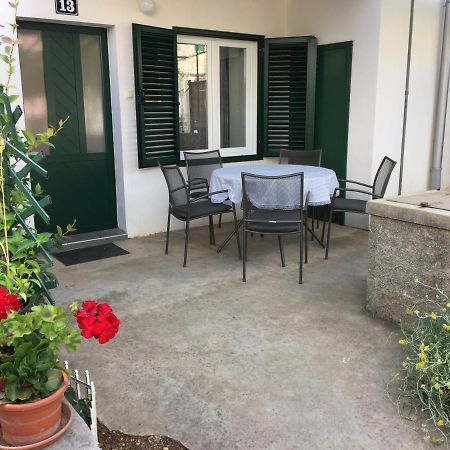 Holiday Home Olea Punat Exterior foto