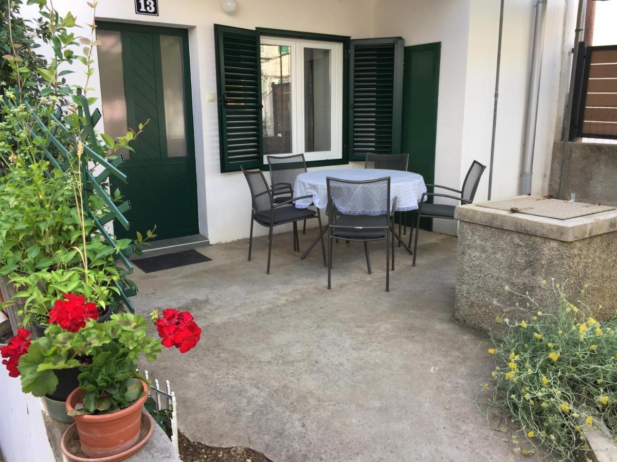Holiday Home Olea Punat Exterior foto